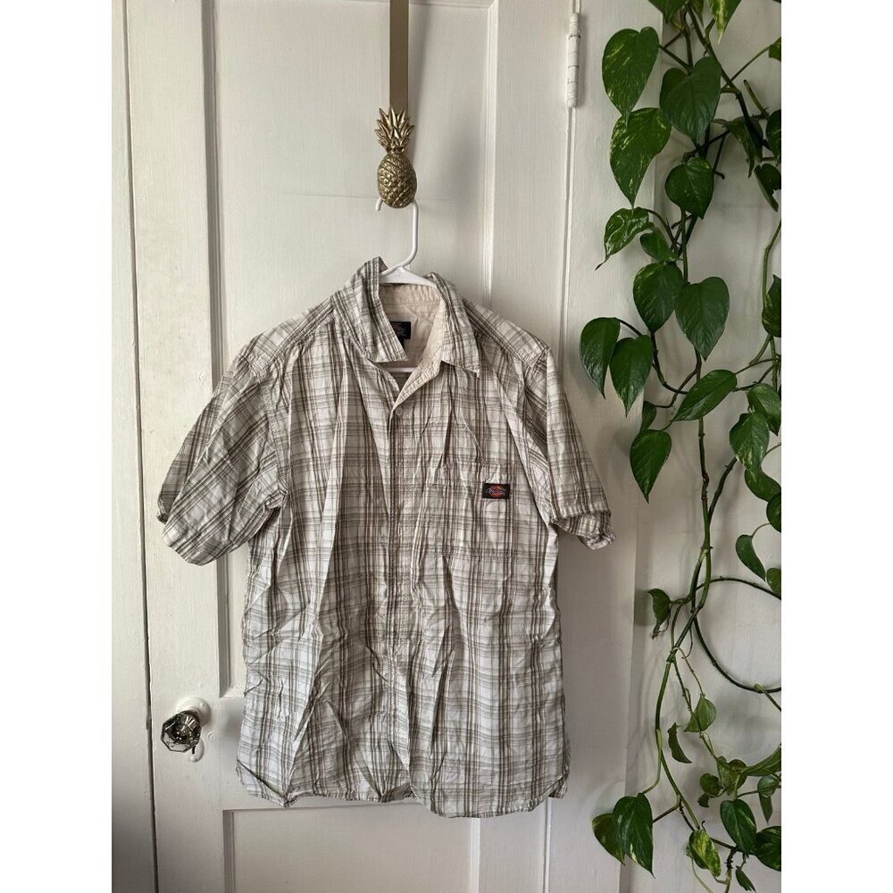 Dickies men’s size large short sleeve button-down shirt